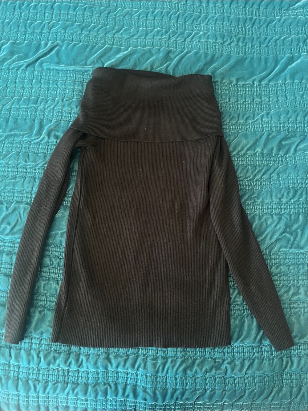 Jolie Black Off-the-Shoulder Rib-Knit Sweater